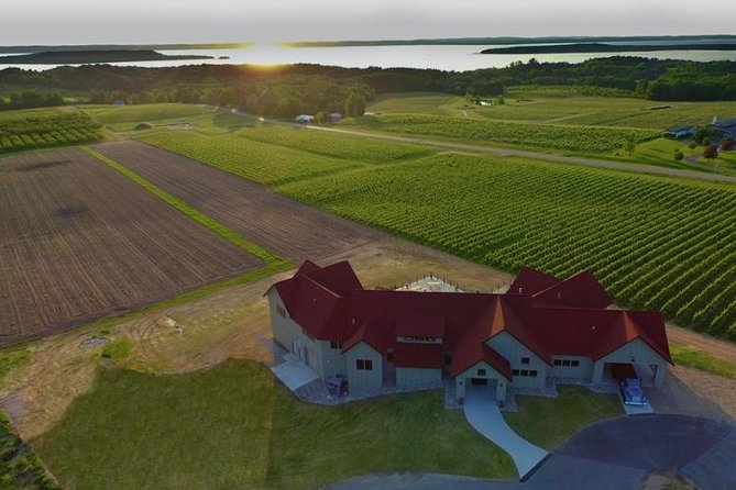5-Hour Traverse City Wine Tour: 4 Wineries on Old Mission Peninsula - Tour Details