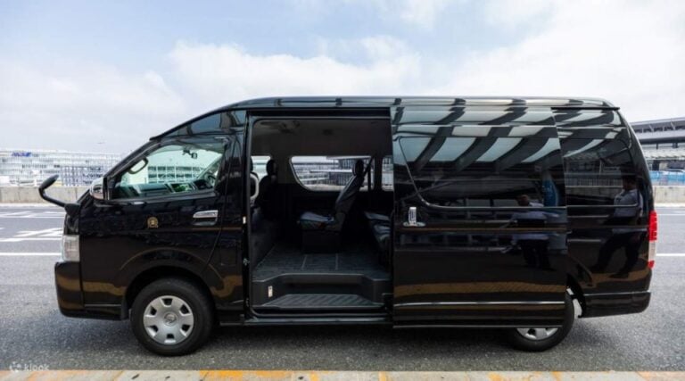 Chubu Airport (Nagoya): Private One-Way Transfer To/From Kanazawa