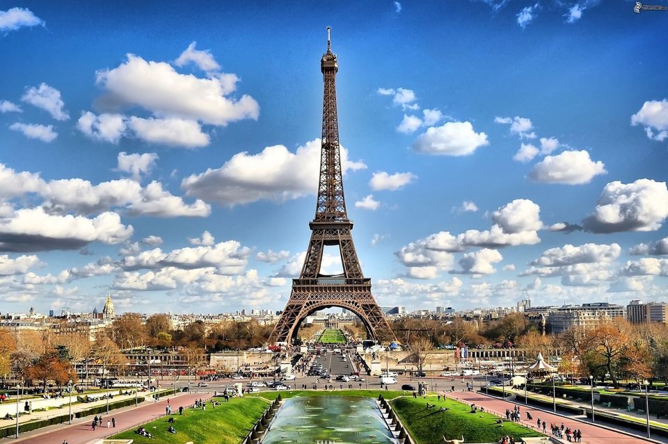 Discover Paris: Private Tour From Le Havre With Expert Guide - Overview of the Private Tour