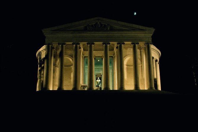 Experience Washington DCs Monuments by Moonlight on a Trolley - Tour Overview