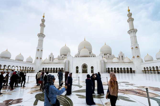 From Abu Dhabi: Grand Mosque, Qasr Al Watan Palace & Etihad Tower