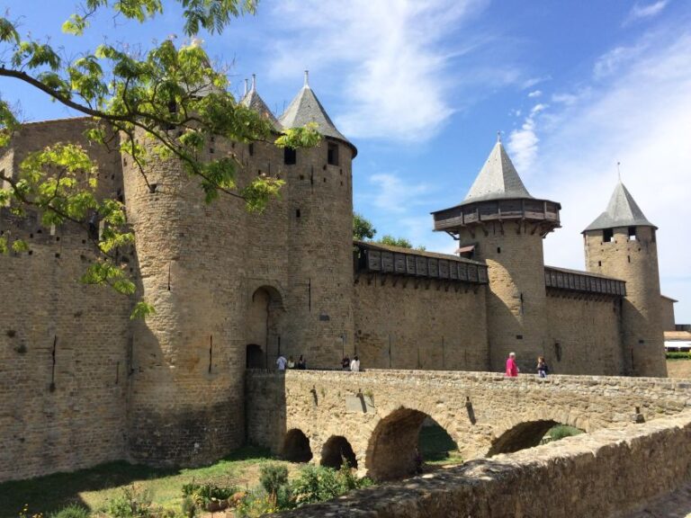 From Toulouse to the Cité De Carcassonne and Wine Tasting