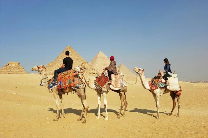 Full-Day Giza Pyramids and Egyptian Museum and Bazaar - Giza Pyramids and Sphinx