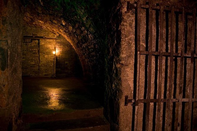 Haunted Vaults Walking Tour in Edinburgh - Whats Included in the Tour