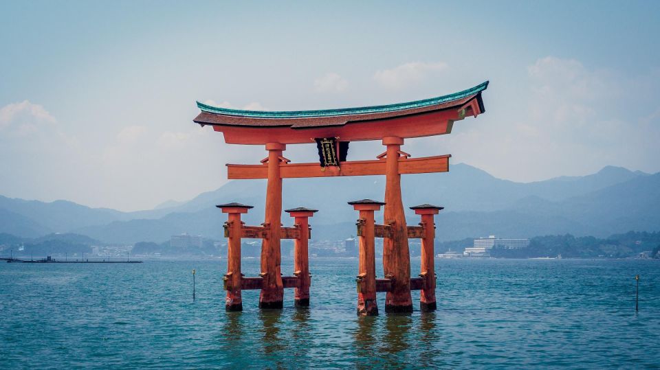 Hiroshima: Peace Memorial, Itsukushima and Miyajima Tour - Tour Highlights