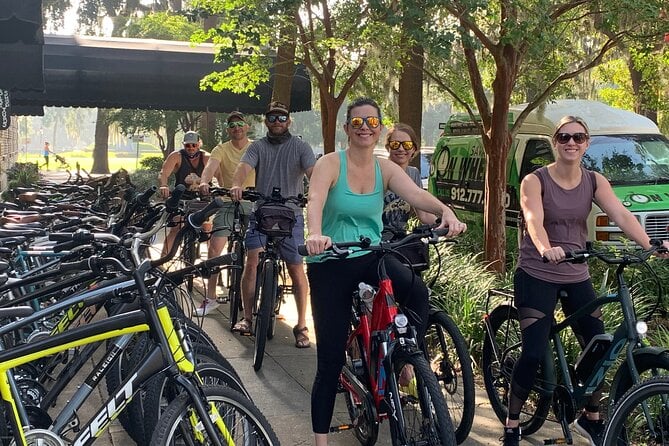 Historical Bike Tour of Savannah and Keep Bikes After Tour