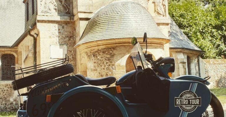 Honfleur: Private Guided City Tour by Vintage Sidecars