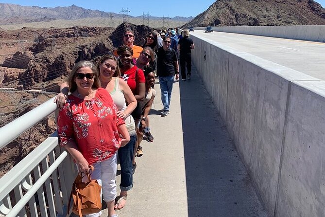 Hoover Dam Mini Tour and Seven Magic Mountains Small Group Tour - Meeting and Pickup Details