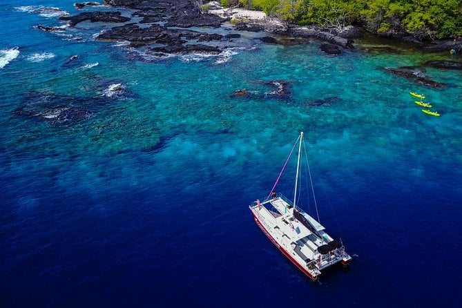 Kealakekua Snorkel and Sail Adventure