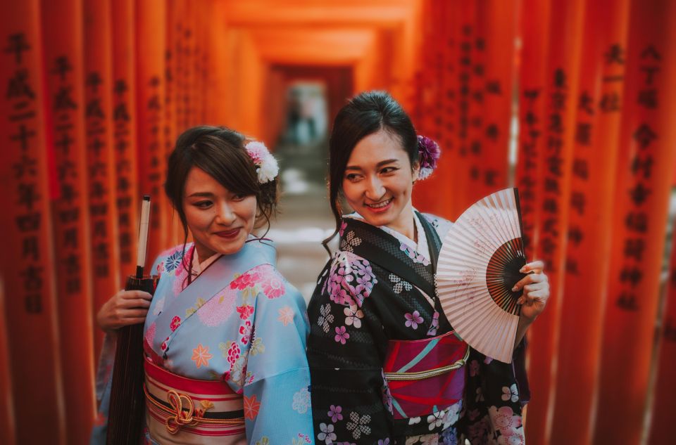 Kyoto: Fushimi Inari Shrine Private Photoshoot - Overview of Exclusive Photoshoot