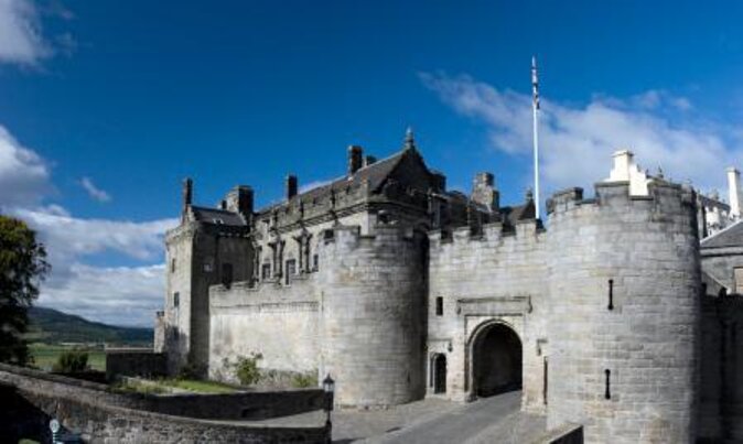 Loch Lomond, Stirling Castle and the Kelpies Tour From Edinburgh