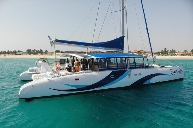 Lounge Catamaran SODADE Half-Day (Adults Only) - Overview of the Tour