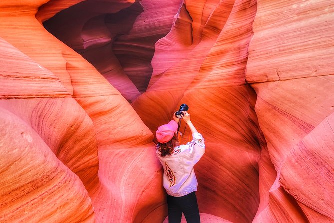 Lower Antelope Canyon & Horseshoe Bend Small Group Tour W/ Lunch