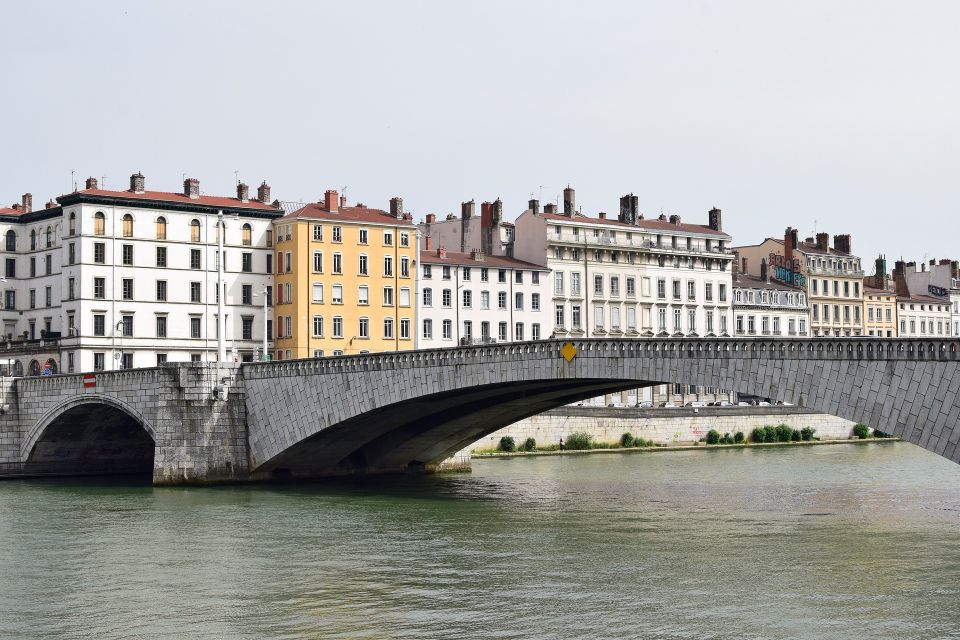Lyon: Private Historic Guided Walking Tour - Tour Overview