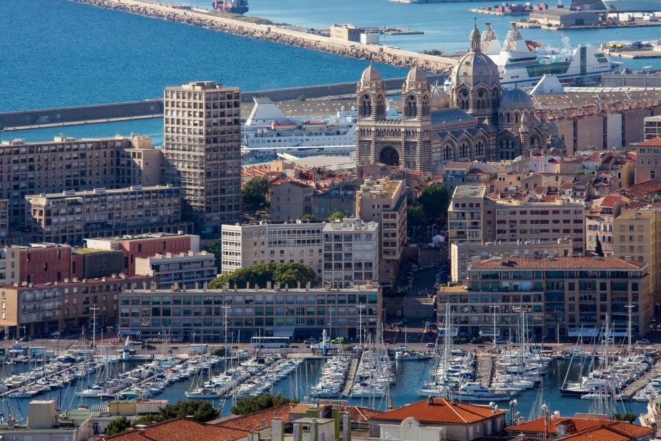 Marseille: Private Architecture Tour With a Local Expert - Iconic Architecture and Design Heritage
