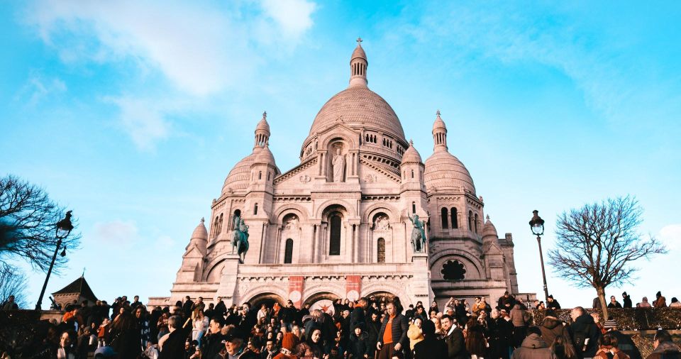 MONTMARTRE WALKING TOUR: FROM MOULIN ROUGE TO SACRÉ CŒUR - Iconic Landmarks of Montmartre