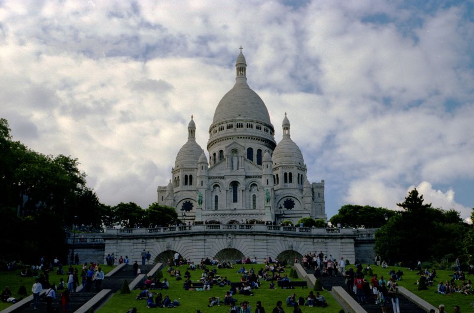Paris: Montmartre Private Guided Walking Tour - Stunning Views of Paris