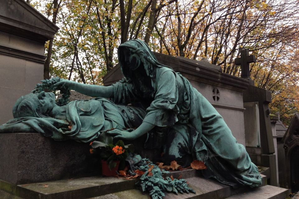 Paris: Père Lachaise Cemetery Walking Tour - Tour Duration and Timings