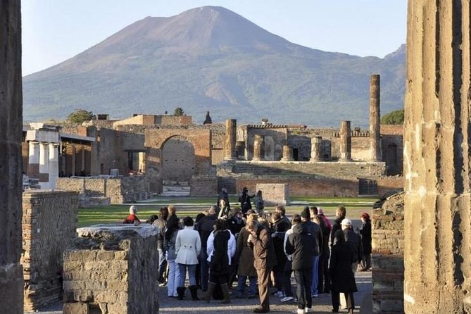 Pompeii Small Group Tour With an Archaeologist - Inclusions and Exclusions
