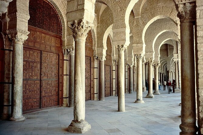 Private Tour to Kairouan, El Jem & Monastir From Tunis_Hammamet - Exploring the Great Mosque of Kairouan