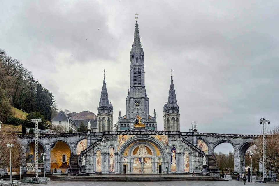 Private Transfer From Barcelona to Lourdes in France - Private Transfer Details