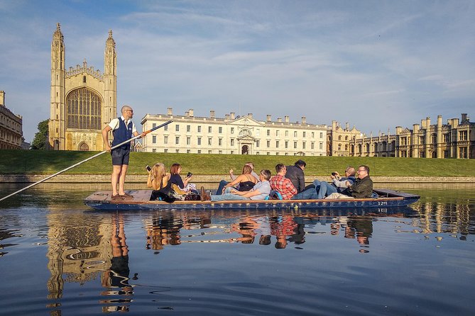 Punting Tour in Cambridge - Discover the River Cam