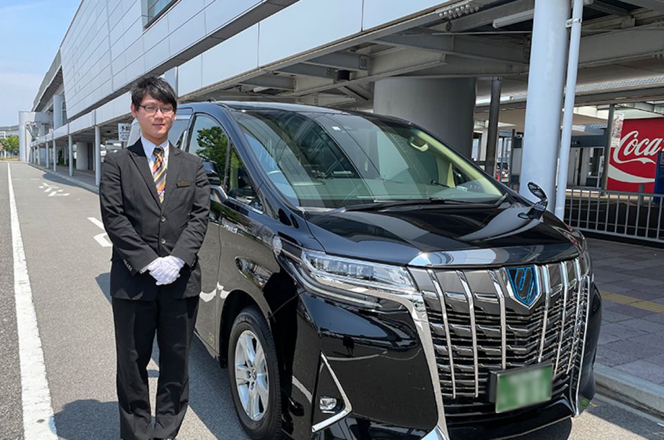 Sapporo City: Private Transfer To/From New Chitose Airport - Service Highlights