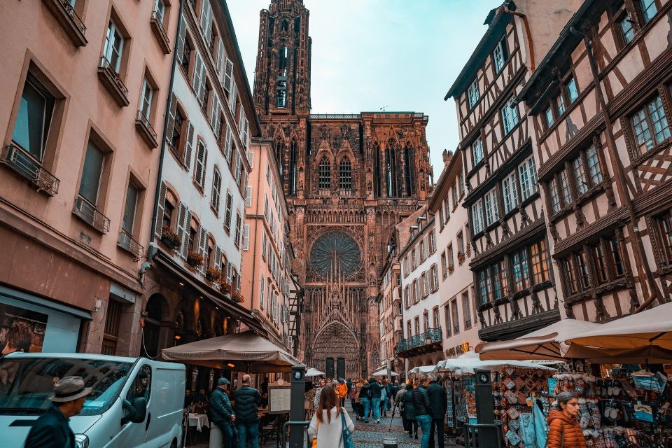 Strasbourg Historical Center: Private Walking Tour - Strasbourg Cathedral Exterior