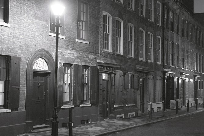 The Jack The Ripper Walking Tour in London - Exploring the Haunting Locations