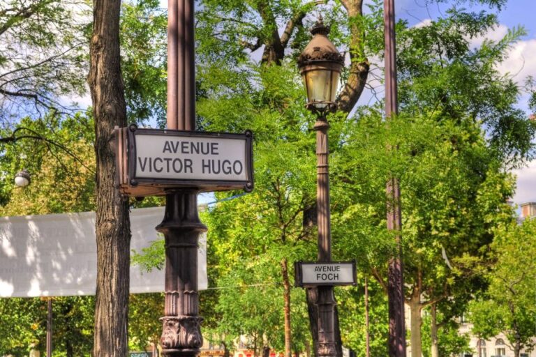 The Story of Victor Hugo in Paris Old Town Tour & Museum
