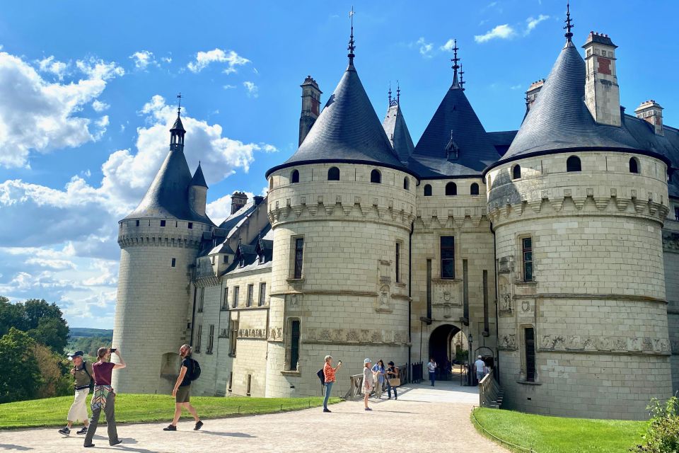 2 Days VIP Individually 6 Loire Castles From Paris Mercedes - Key Points