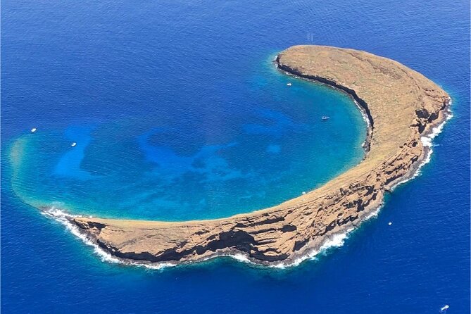 4-HR Molokini Crater + Turtle Town Snorkeling Experience - Turtle Town Snorkeling