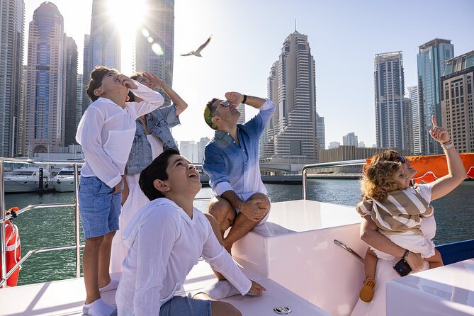 Abra Tours - Dubai Sightseeing Cruises - Boat Specifications and Amenities