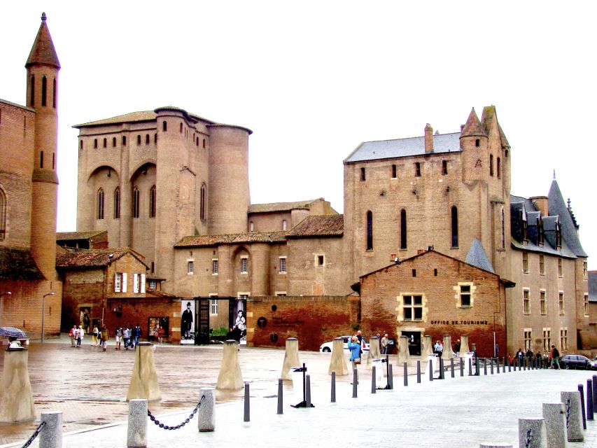 Albi, Cordes-Sur-Ciel & Gaillac: Day Trip From Toulouse - Explore Sainte Cecile Cathedral