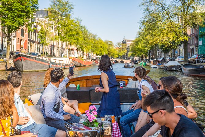 All-Inclusive Amsterdam Canal Cruise by Captain Jack - Accessibility and Accommodation