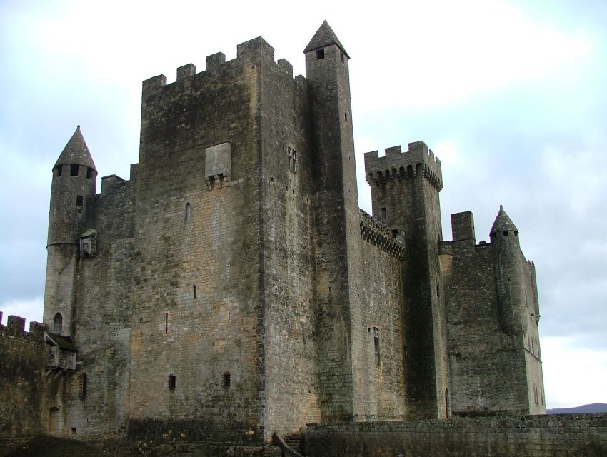 Bordeaux to Dordogne: Castles & Villages Private Tour - Key Highlights