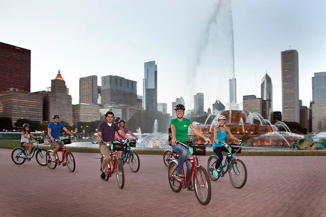 Chicagos Ultimate City Bike Tour - Meeting and Pickup