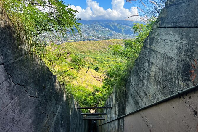 Diamond Head Hiking and Oahu Island Experience Feat. North Shore - Highlights of the Experience