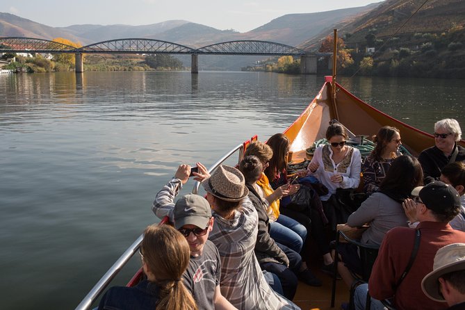 Douro Valley Small-Group Tour With Wine Tasting, Lunch and Optional Cruise - Wine Tasting Experiences