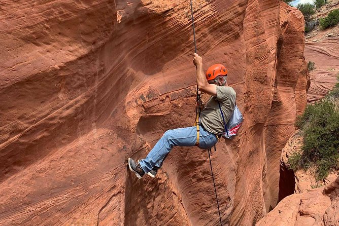 East Zion: Coral Sands Half-day Canyoneering Tour - Recommended Fitness Level
