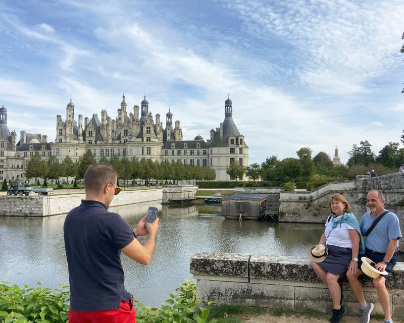 From Amboise : Full-Day Chambord & Chenonceau Chateaux - Visiting Chateau De Chenonceau