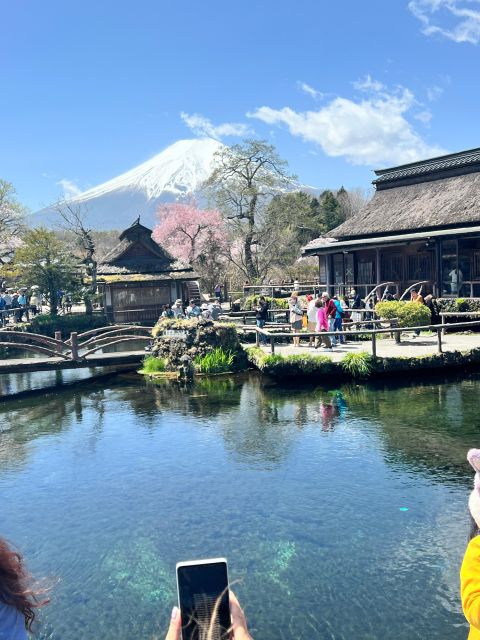From Tokyo/Yokohama: Private Day Trip to Mt Fuji and Hakone - Oshino Hakkai Exploration