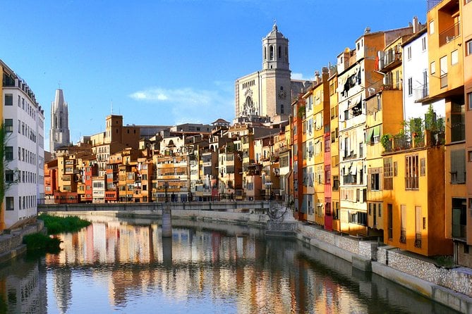 Girona & Dali Museum Small Group Tour With Pick-Up From Barcelona - Inclusions