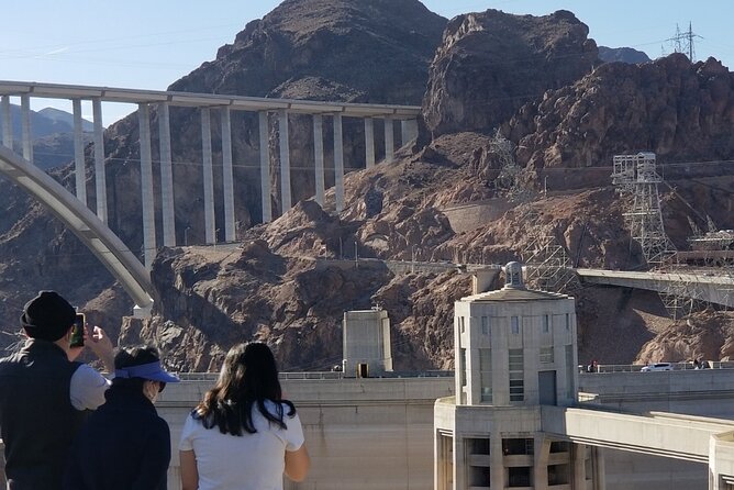Hoover Dam Tour by Luxury SUV - Inclusions