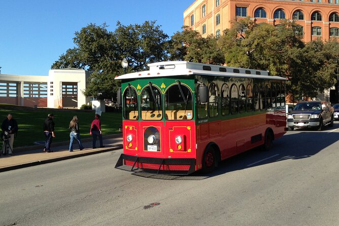 John F. Kennedy Trolley Tour in Dallas - Vehicle and Capacity