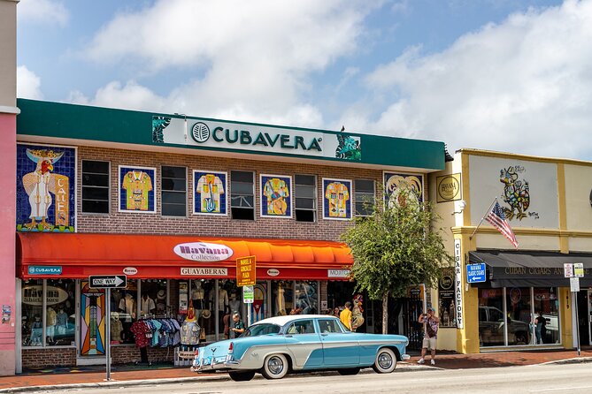 Little Havana WOW Walking Tour - Small Group Size - Included Offerings