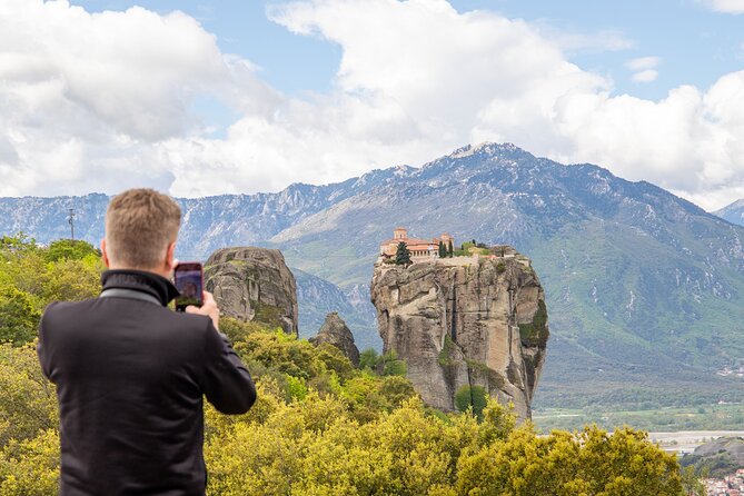 Meteora Monasteries and Hermit Caves Day Trip With Optional Lunch - Exploring the Monasteries