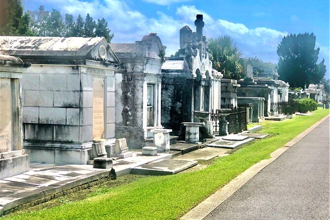 New Orleans Cemetery Walking Tour - What To Expect