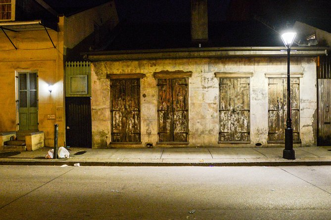 New Orleans Ghost Adventure Walking Tour - Inclusions and Amenities