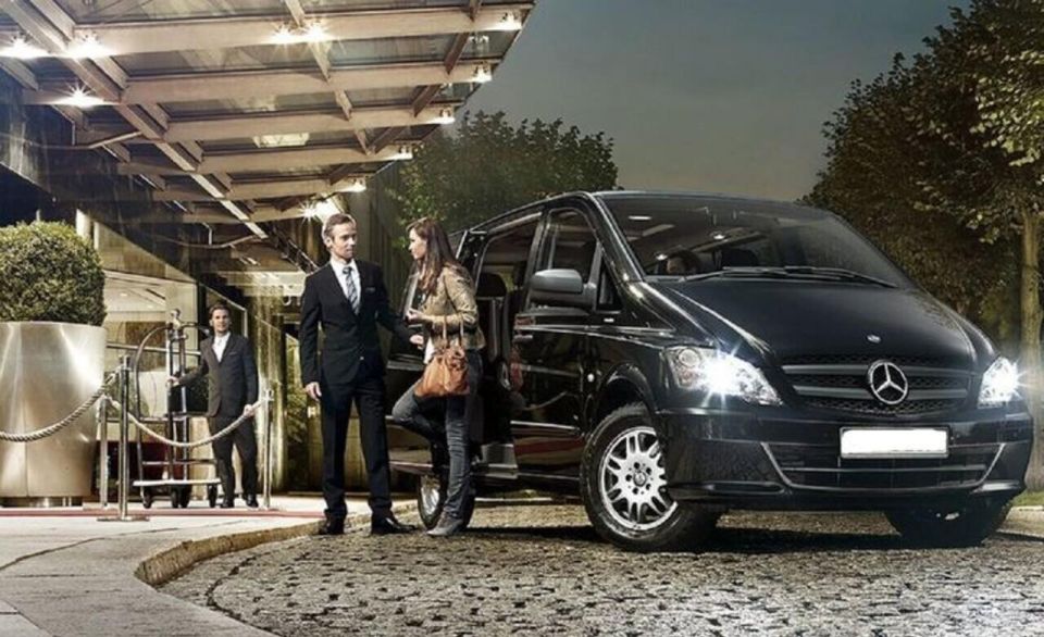 Paris: Charles De Gaulle Airport to Le Pecq Cruise - Vehicle Specifications